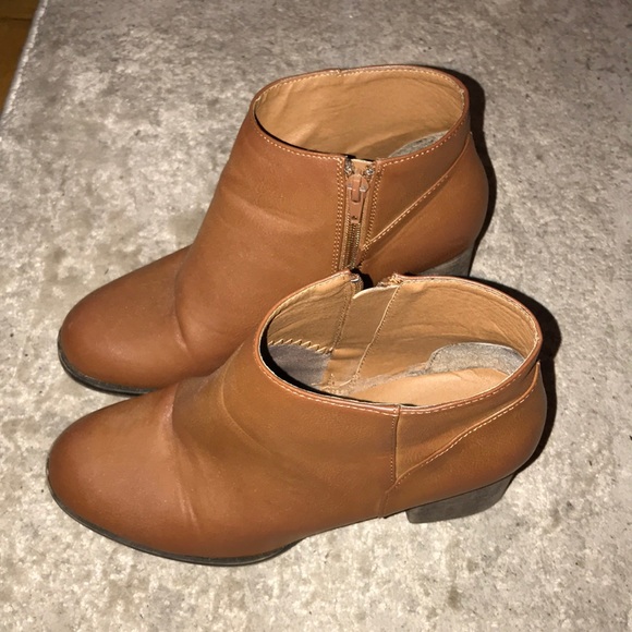 Forever 21 cognac booties - Picture 2 of 4